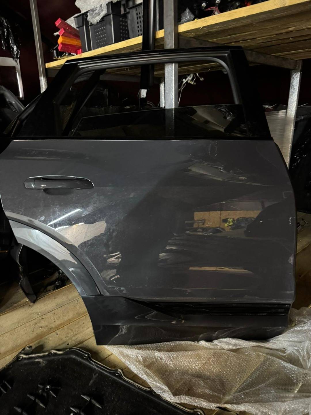Дверь задняя правая Audi Q8 E-tron 2023 б/у оригинал — изображение 2